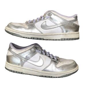 VINTAGE 2010 Nike Dunk Low Metallic Silver Size 6